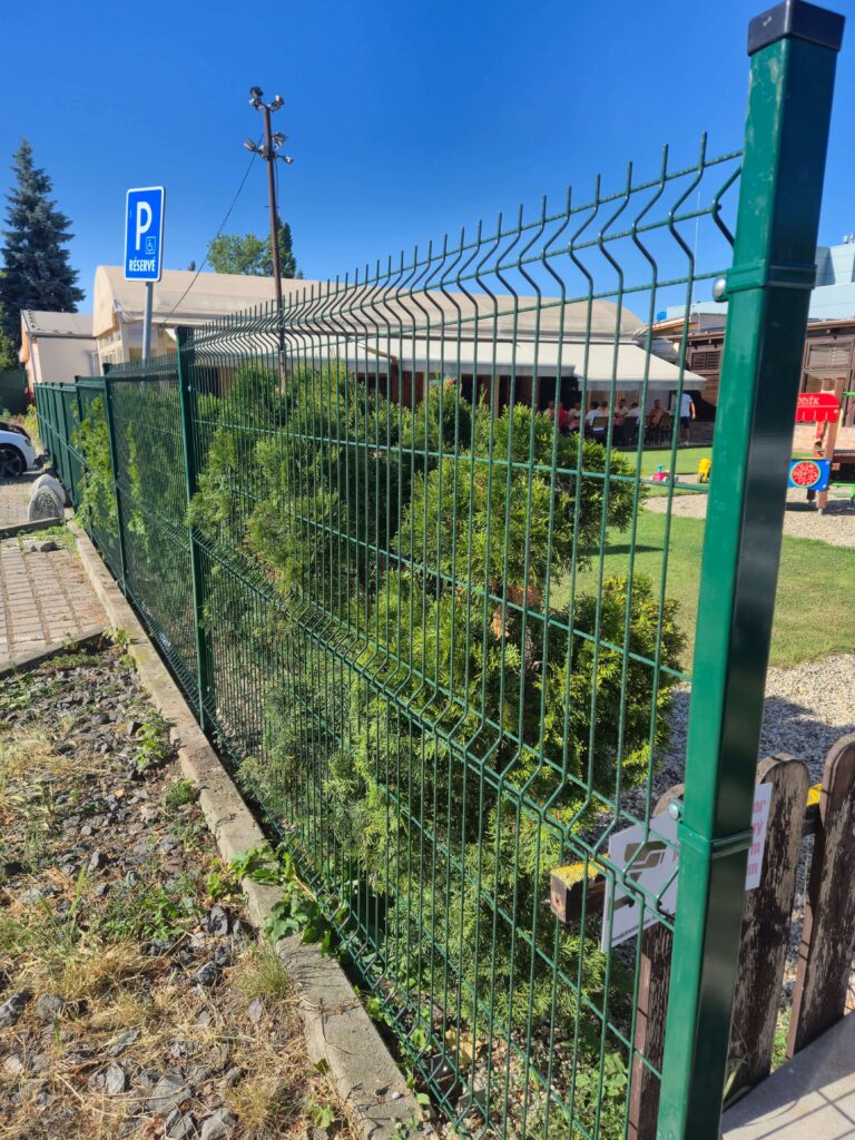 Realizácia plotov v Trnave a okolí